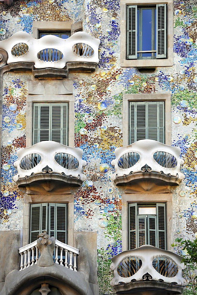 The wrought-iron balconies on the facade of the Casa Batllo building symbolize skulls, designed by Antoni Gaudi, UNESCO World Heritage Site, Barcelona, Catalonia, Spain, Europe