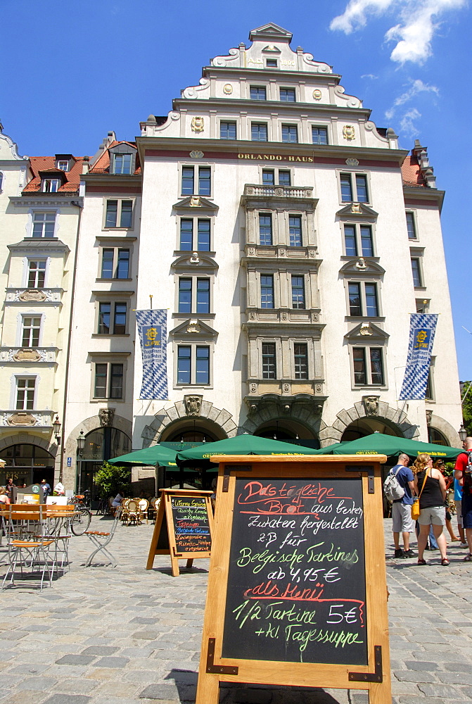 Orlando-Haus building on the Platzl, square with restaurant and menu on blackboard, downtown, old town, Munich, capital, Upper Bavaria, Bavaria, Germany, Europe