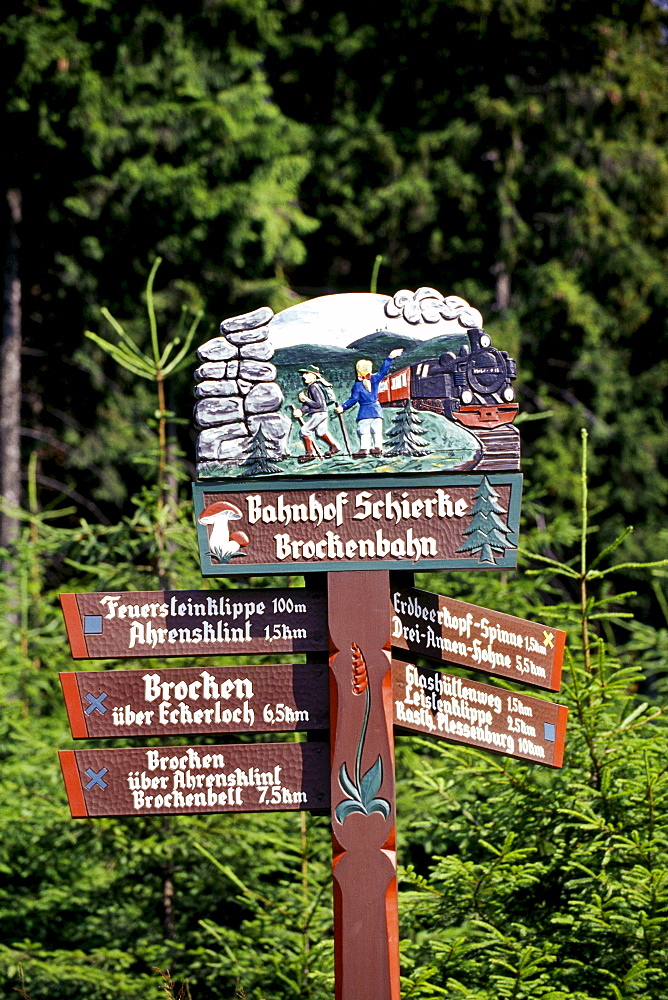 Guidepost, Brocken mountain, Harz, Saxony-Anhalt, Germany, Europe