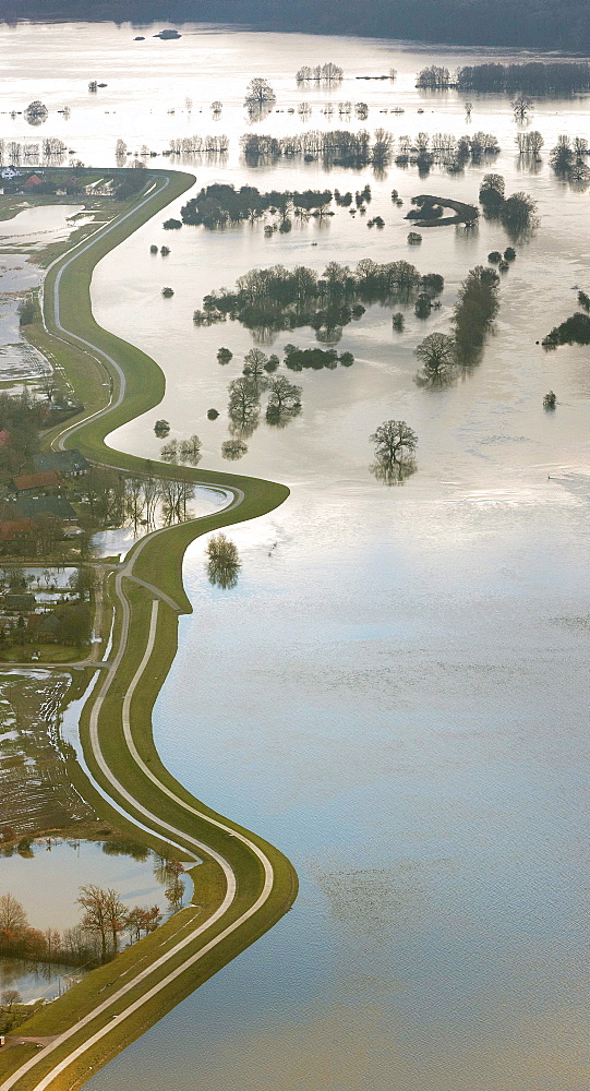 Aerial view, Amt Neuhaus, Hitzacker, Elbe River, dam, dyke, Elbe Valley Nature Park, winter floods, Mecklenburg-Western Pomerania, Germany, Europe