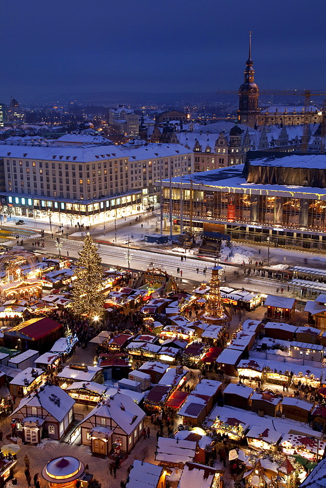 Striezelmarkt Christmas market, Altmarkt square, Dresden, Saxony, Germany, Europe