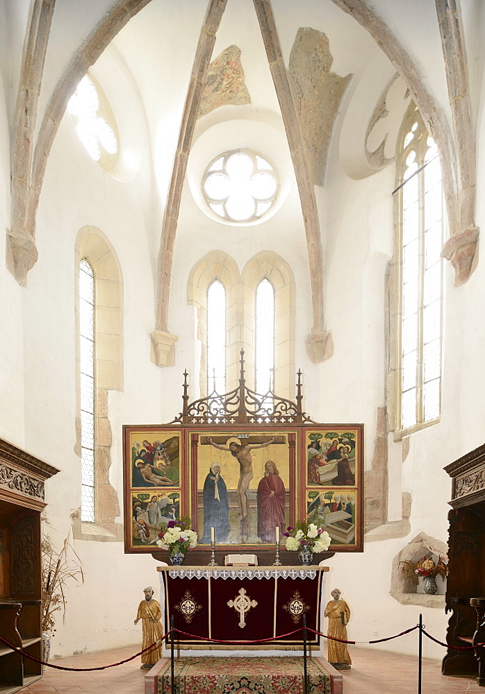 View of the Gothic altar, Fortified Church of Prejmer, UNESCO World Heritage Site, Romania, Europe
