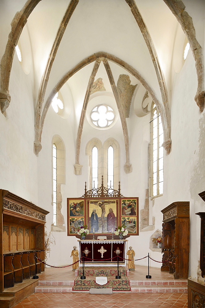 View of the Gothic altar, Fortified Church of Prejmer, UNESCO World Heritage Site, Romania, Europe