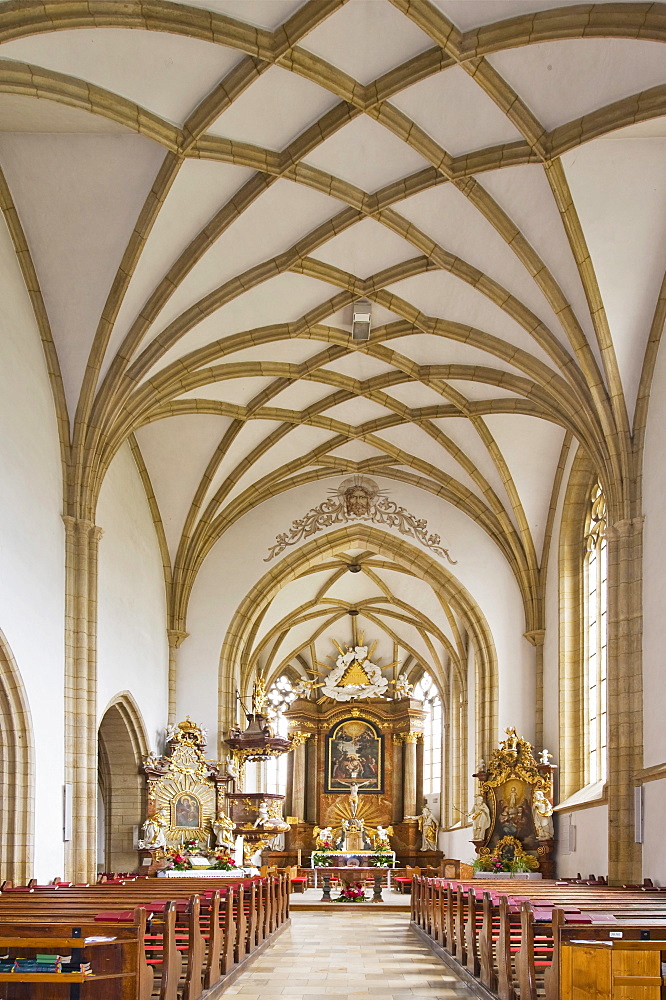 Gothic nave, triumphal arch, Church of St. John the Baptist, Bucklige Welt region, Lower Austria, Austria, Europe