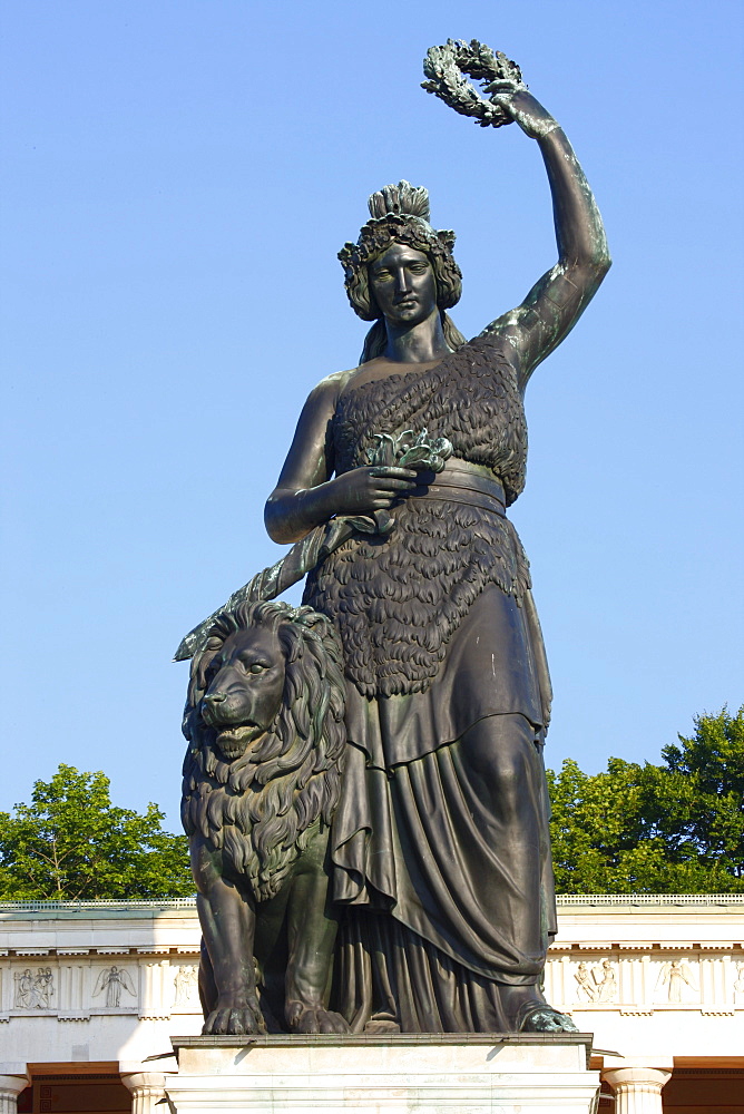 Statue of Bavaria in front of the Hall of Fame, Munich, Bavaria, Germany, Europe