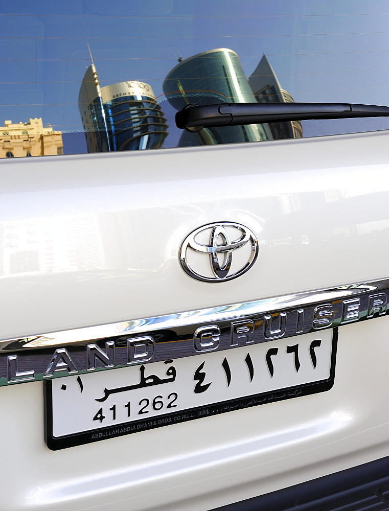 License plate from Doha on a Toyota Land Cruiser, Qatar, Arabian Peninsula, Persian Gulf, Middle East, Asia