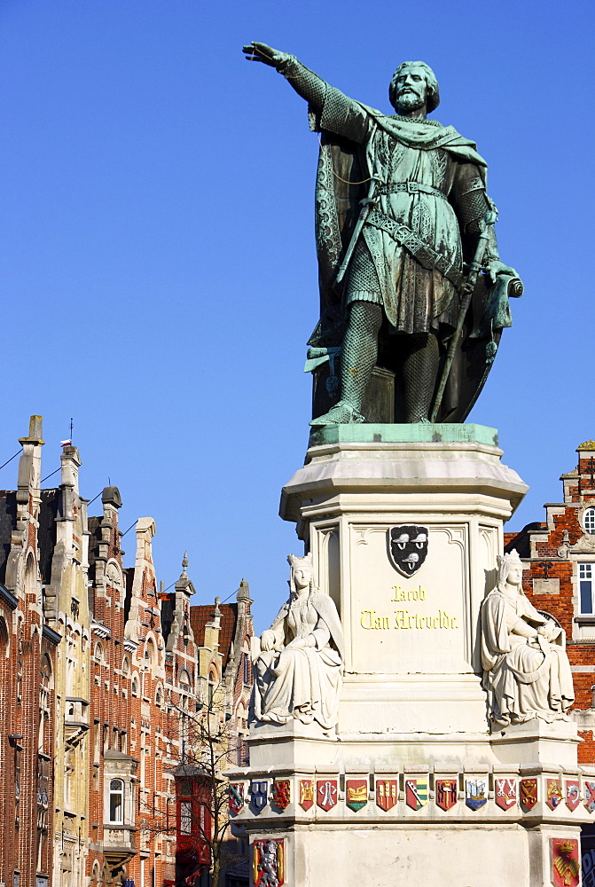 Jacob van Artevelde monument on Vrijdagsmarkt, Ghent, East Flanders, Belgium, Europe