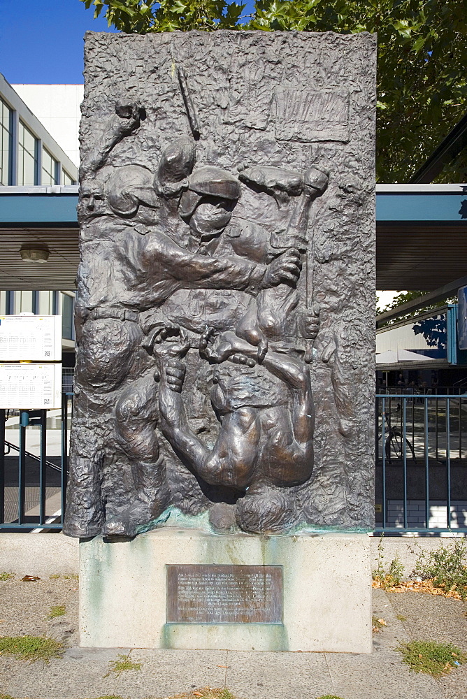 Monument, Der Tod des Demonstranten, by Alfred Hrdlicka, Berlin, Germany, Europe