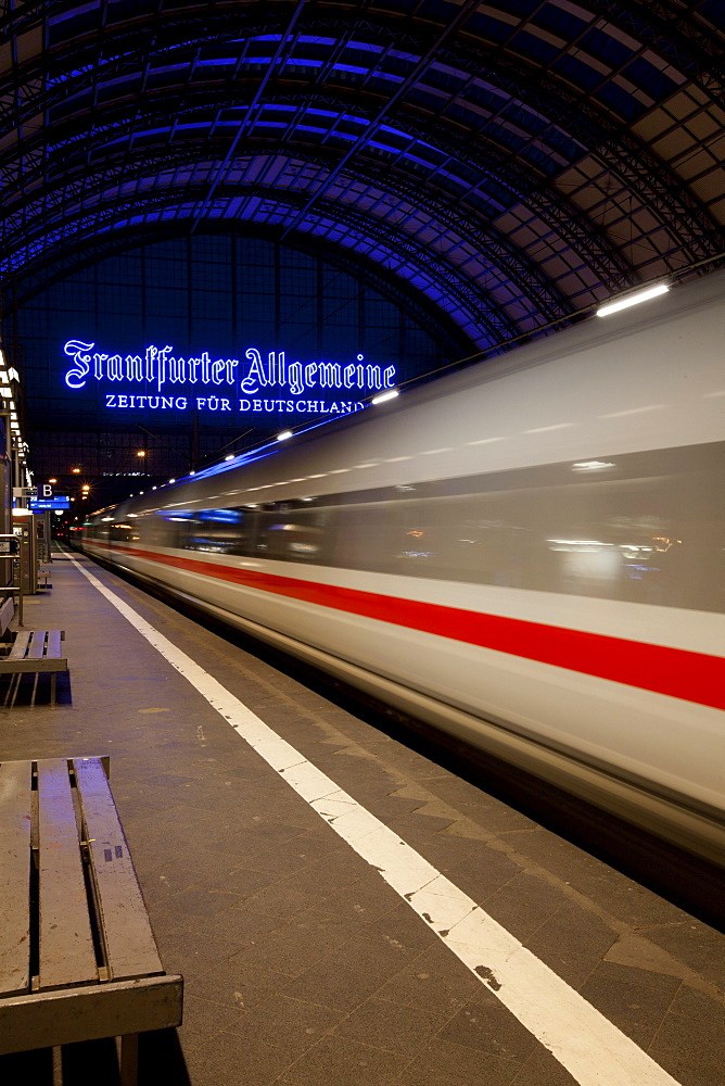 Intercity-Express, ICE train leaving the main station, Frankfurt am Main, Hesse, Germany, Europe