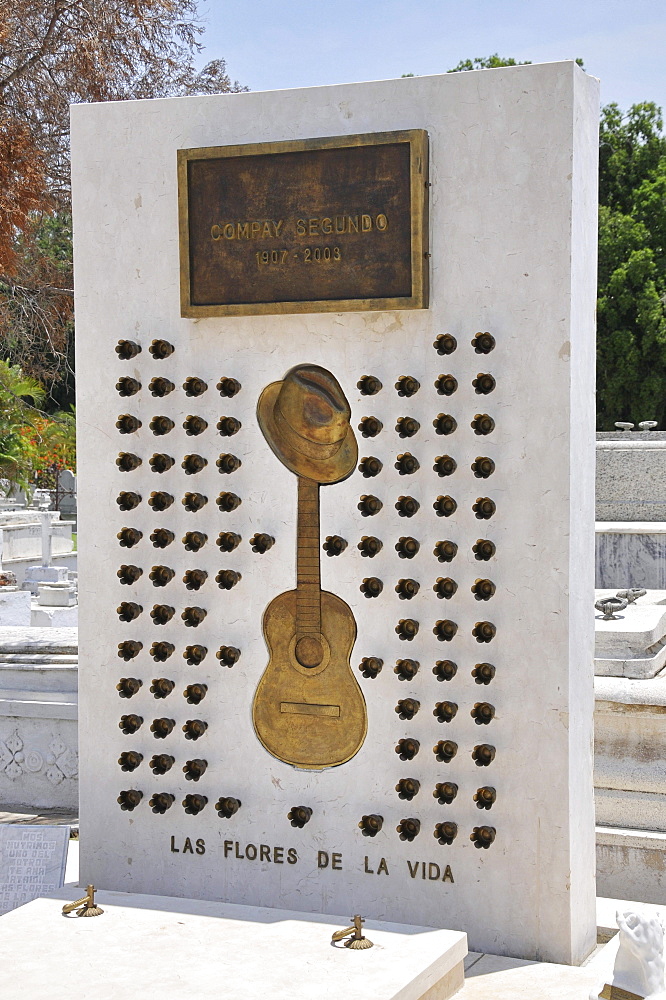 Tomb of Compay Segundo, Buena Vista Social Club, Cementerio Santa Ifigenia cemetery, Santiago de Cuba, historic district, Cuba, Caribbean, Central America