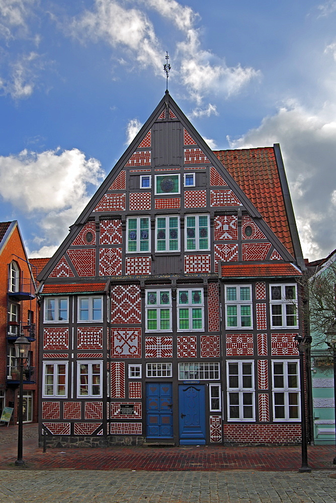 Museum of local history and city museum, historic timber framed house in the historic district of Buxtehude, Altes Land area, Lower Saxony, Germany, Europe