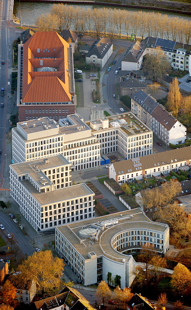 Aerial view, Tausendfensterhaus or 1000-window house, architect Henry Blecken from 1923, historic office building, Ruhrort, Duisburg, Ruhrgebiet region, North Rhine-Westphalia, Germany, Europe