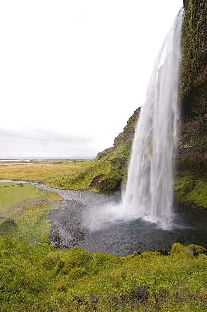 Seljalandsfoss waterfall, southern coast, Iceland, Scandinavia, Europe