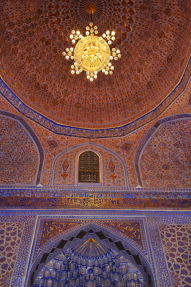 Interior cupola of Gur Emir, Gur-Amir, Guri Amir mausoleum, tomb of Timur, Temur, Tamerlane, Samarkand, Silk Road, Uzbekistan, Central Asia