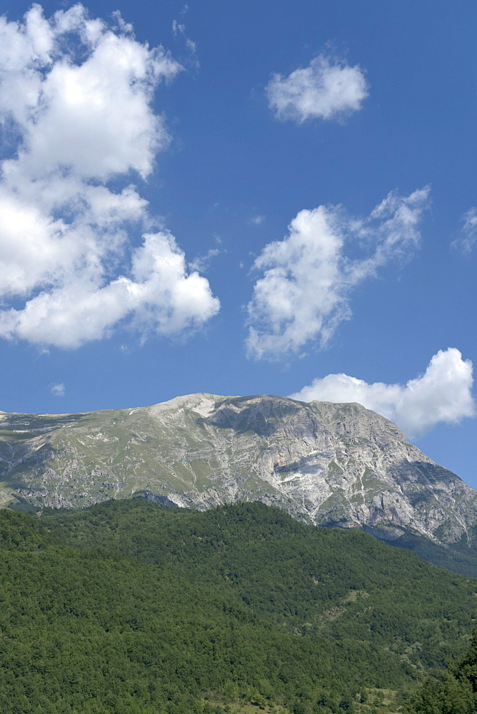 Monte Vettore seen from Arquata del Tronto, province of Ascoli Piceno, Marches, Italy, Europe