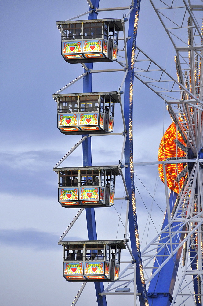 Ferris wheel, Oktoberfest fair, Munich, Bavaria, Germany, Europe