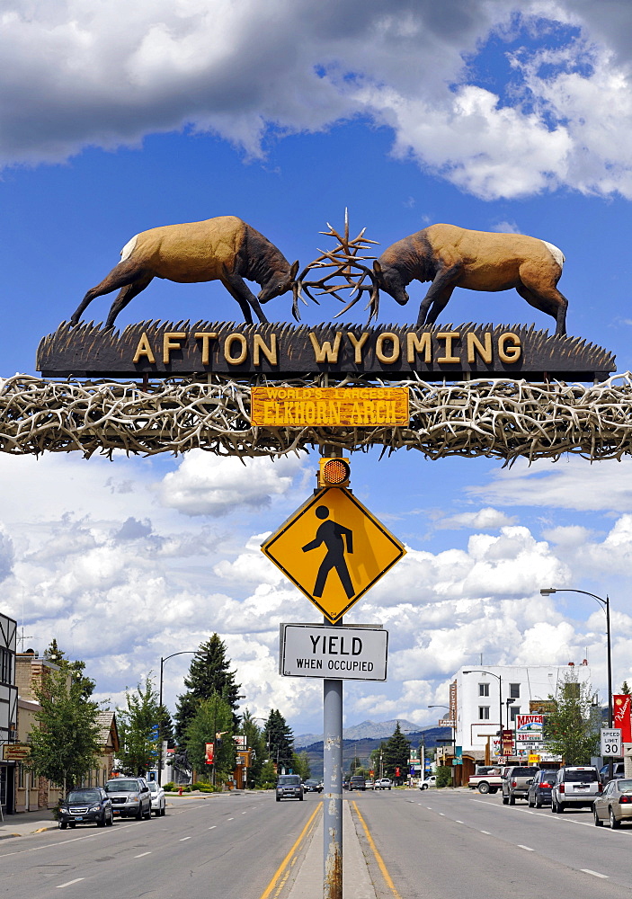 Elk Antler Arch, world's largest arch of elk antlers (Cervus canadensis), Afton, Wyoming, United States of America, USA