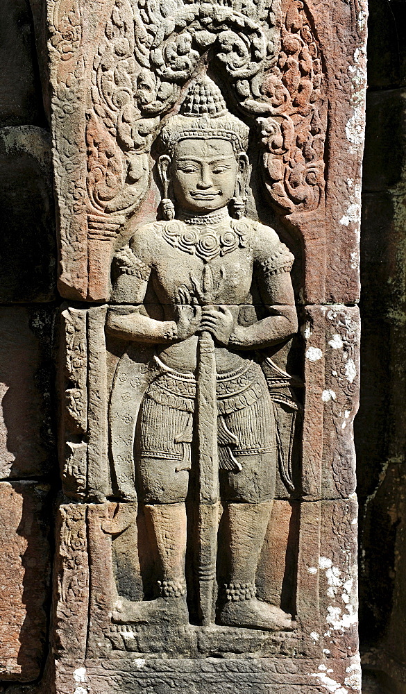 Relief, Dvarapala, guard figure, the temple complex of Banteay Kdei, Angkor, UNESCO World Heritage Site, Siem Reap, Cambodia, Southeast Asia, Asia