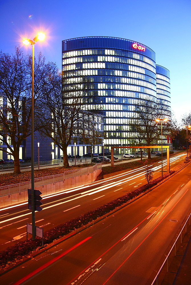 New headquarters of EON Ruhrgas AG, almost 2, 000 employees started working in the new administrative building in October 2010, Essen, North Rhine-Westphalia, Germany, Europe