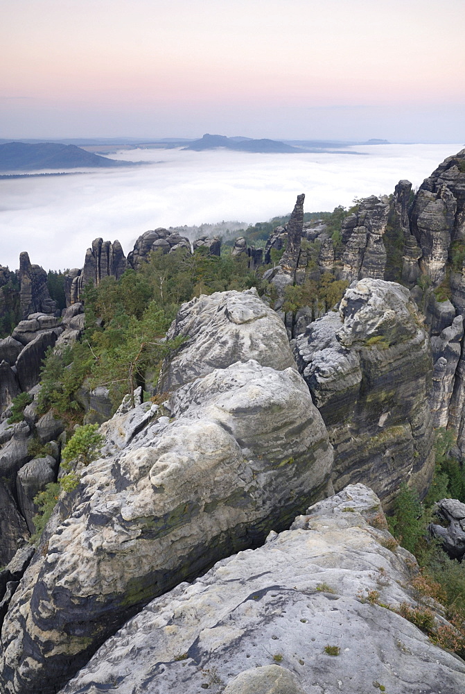 View of the Elbe valley from the Schrammsteine rock formations, Saechsische Schweiz, Saxon Switzerland, Elbe Sandstone Mountains, Saxony, Germany, Europe