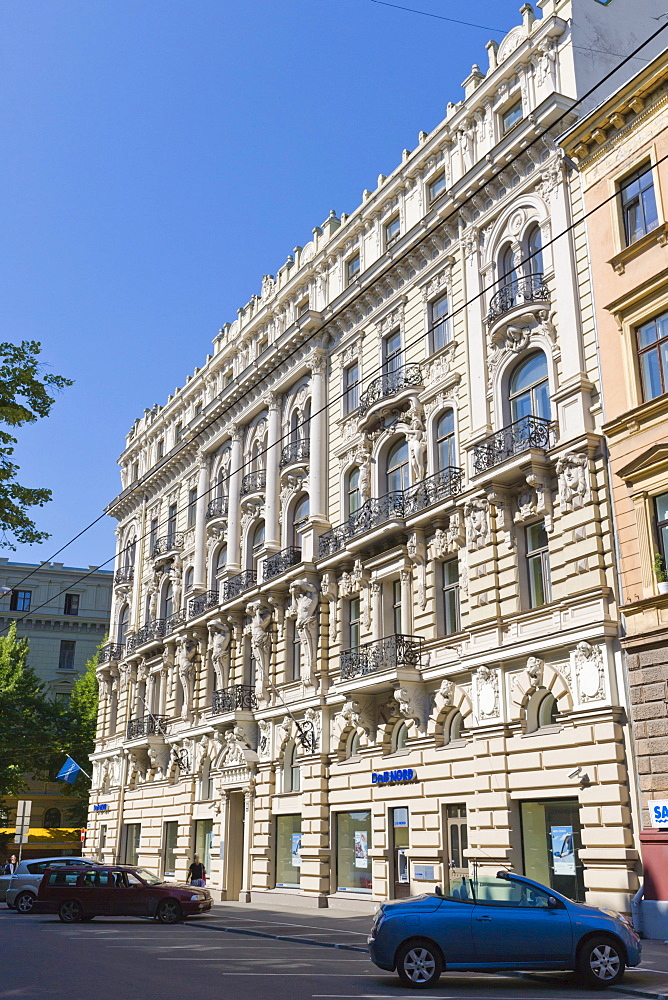 Office and apartment building with bank by Mihails Eizensteins, Eclectic Art Noveau, Elizabetes iela, Elizabetes Street, Art Nouveau District, Riga, Latvia, Northern Europe