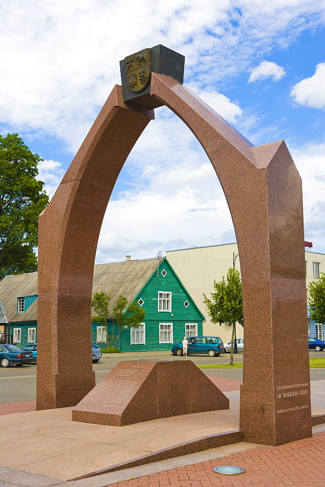 Rokiskis Suris symbolic arch, Nepriklausomybes aiksteje, Independence Square, Rokiskis, Panevezys County, Lithuania, Northern Europe