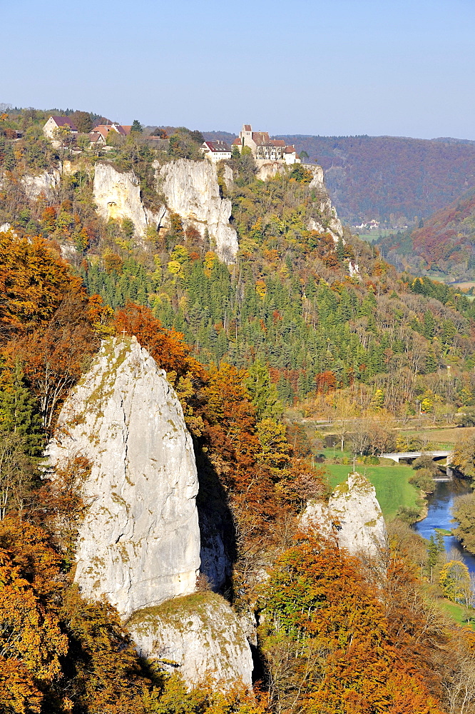 View from Eichfelsen Rocks over the Upper Danube Valley with autumn vegetation, on the horizon, Burg Werenwag Castle, Sigmaringen district, Baden-Wuerttemberg, Germany, Europe