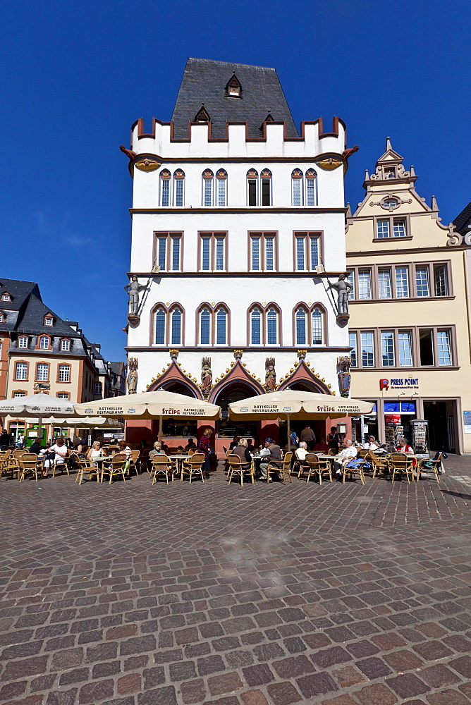 Hauptmarkt square with the Steipe, a former town hall, Ratskeller, Trier, Rhineland-Palatinate, Germany, Europe