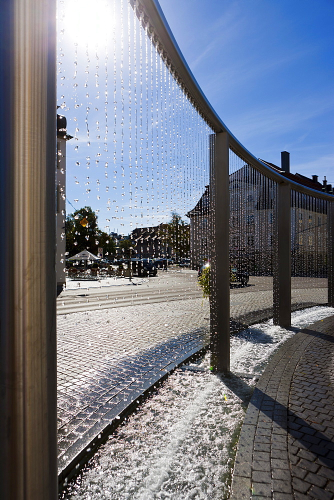 Fountain in front of the Kornhaus building and Allgaeu Museum, Kornhausplatz square, Kempten, Lower Allgaeu, Allgaeu, Swabia, Bavaria, Germany, Europe