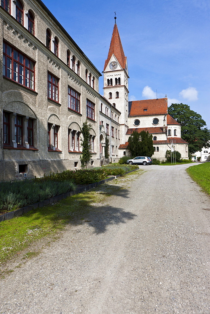 Lohhof Abbey, Kopass Hof Therapy Centre for drug treatment, Mindelheim, Swabia, Unterallgaeu district, Bavaria, Germany, Europe