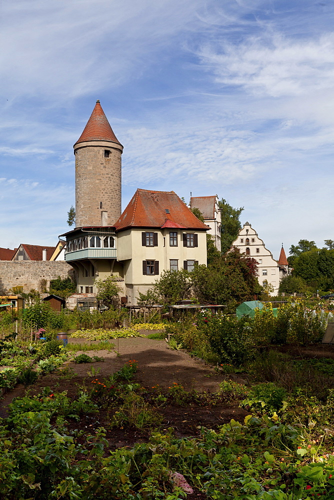 Overlooking the old town with the Hertelsturm and Krugsturm towers, Dinkelsbuehl, Ansbach, Middle Franconia, Bavaria, Germany, Europe