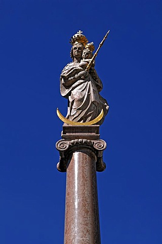 Marian column from 1698, Marienplatz square, Weilheim, Upper Bavaria, Germany, Europe