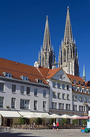 Regensburg Cathedral, UNESCO World Heritage Site, Neupfarrplatz square, Regensburg, Upper Palatinate, Bavaria, Germany, Europe