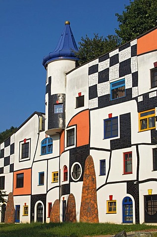 Kunsthaus, Art House of the Rogner Bad Blumau hotel complex, designed by architect Friedensreich Hundertwasser, in spa town Bad Blumau, Styria, Austria, Europe