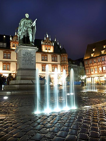 Prince Albert memorial in the market place, Coburg, Franconia, Bavaria, Germany, Europe