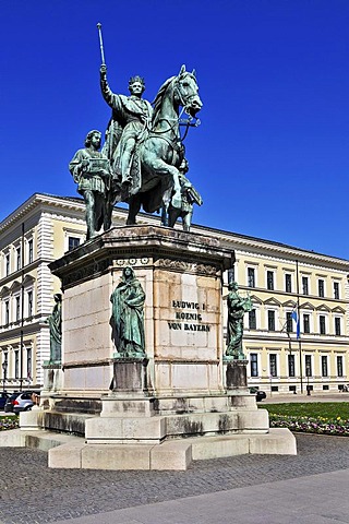 Monument to King Ludwig I, Odeonsplatz square, Munich, Bavaria, Germany, Europe