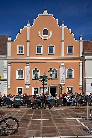 Old house, Tullner Hauptplatz square, Tulln, Lower Austria, Austria, Europe