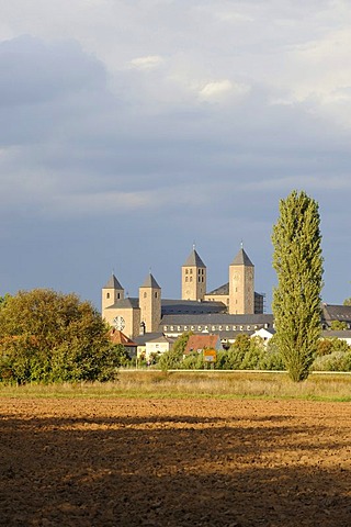 Abtei Muensterschwarzach Abbey, Schwarzach am Main, Lower Franconia, Bavaria, Germany, Europe