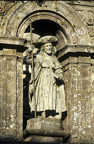 St. James above the gate to the cathedral, Santiago de Compostela, province of Coruna, Spain, Europe