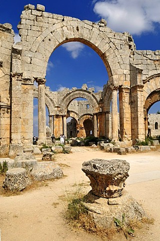 Ruin of byzantine Saint Simeon Monastery, Qala'at Samaan, Qalaat Seman archeological site, Dead Cities, Syria, Middle East, West Asia