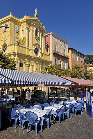 Marche aux Fleurs market and Cours Saleya, Nice, Department Alpes-Maritimes, Region Provence-Alpes-Cote d'Azur, France, Europe