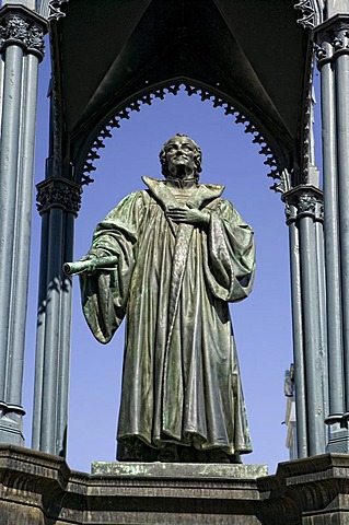 Melanchthon Memorial on the Market Square in front of the Od Town Hall, Lutherstadt Wittenberg, Saxony-Anhalt, Germany, Europe