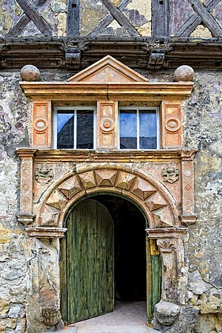 Renaissance door at the south wing of an ancient palace, estate, dated 1595, In der Word, Quedlinburg, Saxony-Anhalt, Germany, Europe