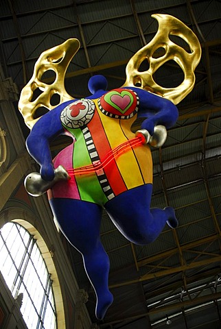 Angel, piece of art by Niki de Saint Phalle, in the main station of Zurich, Switzerland, Europe