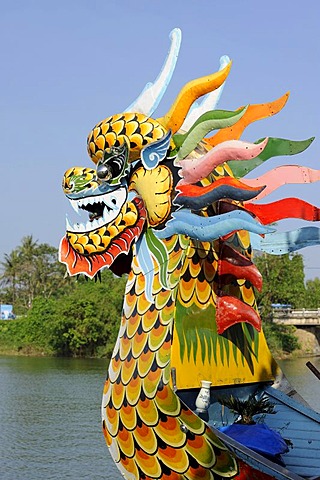 Dragon head on an ecursion boat on the Perfume River, Song Huong River, Huong Giang, near Hue, North Vietnam, Vietnam, Southeast Asia, Asia