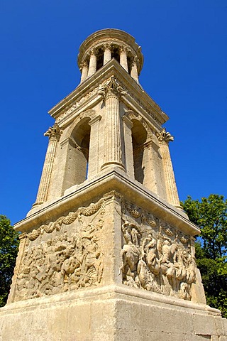 Glanum, Roman ruins, St Remy de Provence, Provence-Alpes-Cote-d'Azur, France, Europe