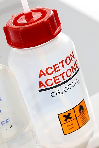 Acetone, Centre for Medical Biotechnology at the University of Duisburg-Essen, North Rhine-Westphalia, Germany, Europe