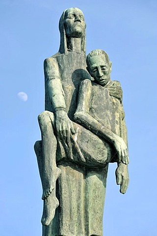 Supporting, sculpture by Will Lammert, Memorial at Schwedt Lake, Ravensbrueck concentration camp, Fuerstenberg, Brandenburg, Germany, Europe