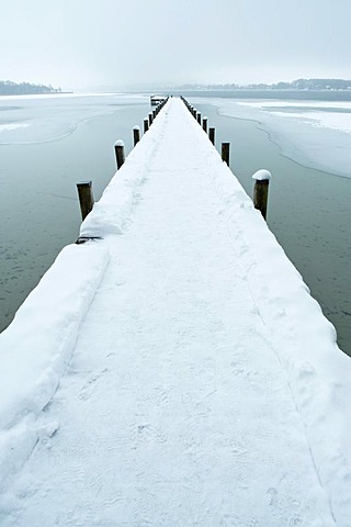 Landing stage at the Woerthsee Lake in winter, Bavaria, Germany, Europe