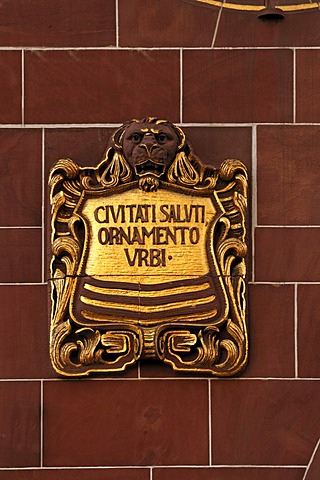 Ornamental script tablet with a lion's head on a facade, built about 1900, Kaiserstrasse 201, Karlsruhe, Baden-Wuerttemberg, Germany, Europe